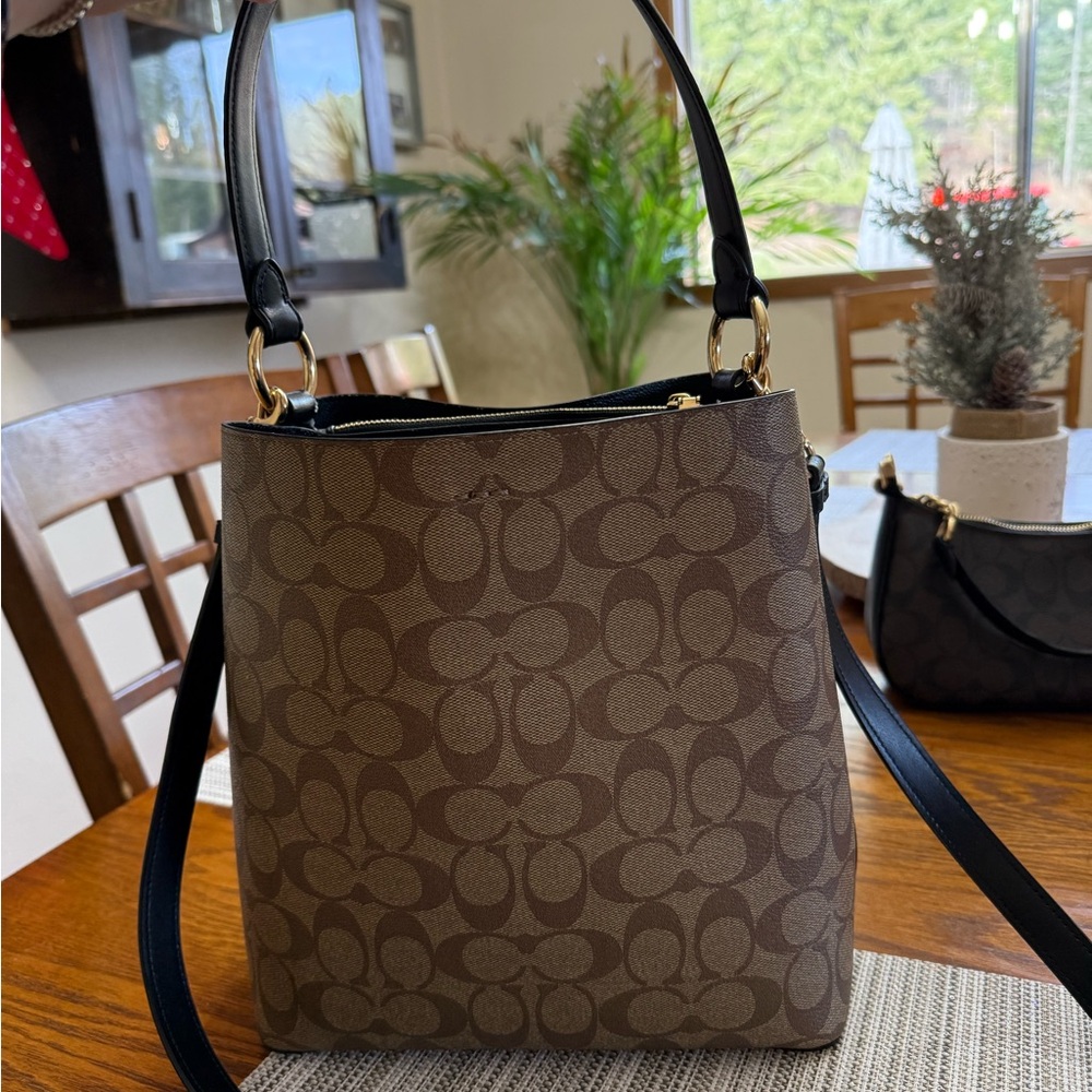 Coach Brown Signature Shoulder Bag - Picture 2 of 2